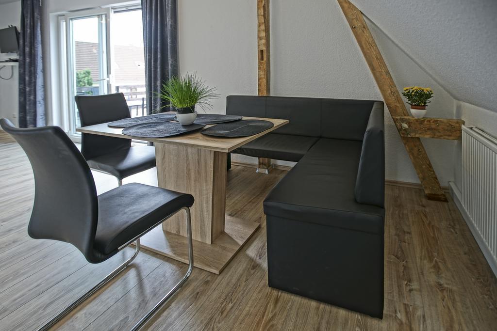 Mönkebude Ostseeferienhaus Oberes Apartment מראה חיצוני תמונה