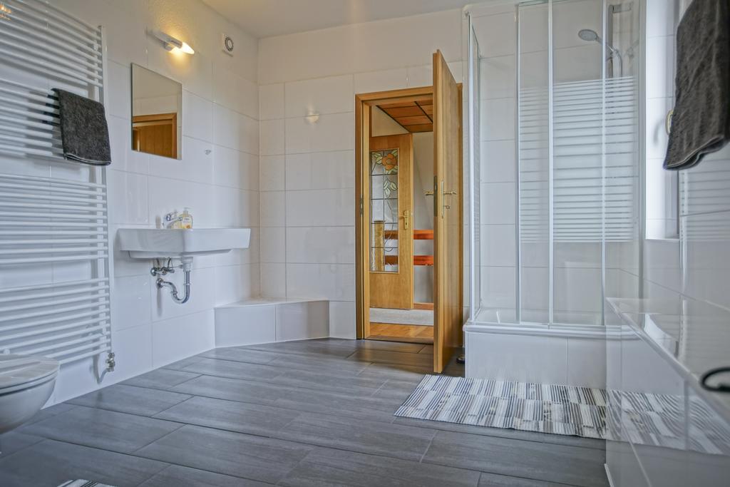 Mönkebude Ostseeferienhaus Oberes Apartment מראה חיצוני תמונה